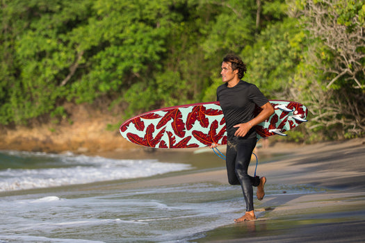 Olaian 500 Foam Surfboard 7' 55L Curved Dual Stringer w/ Leash & Soft Edge Fins, unspecified Image 1 of 5