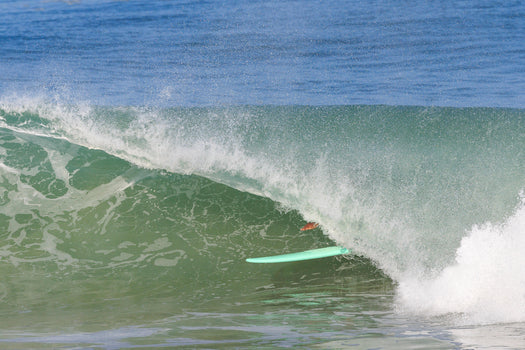 Olaian 900 Foam Surfboard 7' 60L Curved Dual Stringer w Traction pad & Fins, mint blue Image 5 of 5
