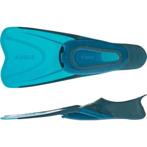 A photo of the Subea SNK500 Snorkeling Fins Adult in use