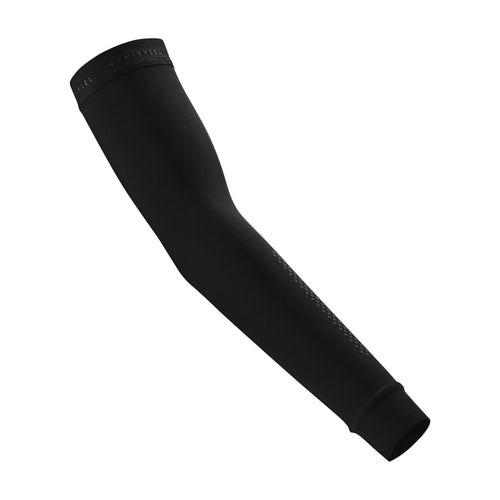 A photo of the Van Rysel Cold Weather Arm Warmers Adult in use