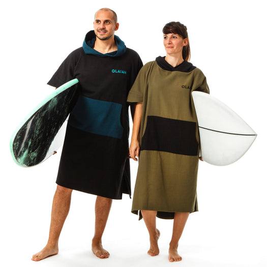 Decathlon 500 Poncho w/ Hood Front pocket & Slit Adult, black Image 3 of 5
