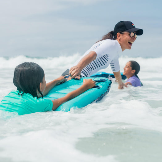 Radbug Inflatable High Resistance Bodyboard Boogie w/ Handles Kids, caribbean blue Image 4 of 5