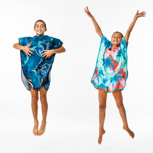 Olaian 500 Poncho w/ Hood & Open side Kids, light blue Image 3 of 5