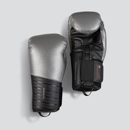 900 Boxing Sparring Gloves, Image of