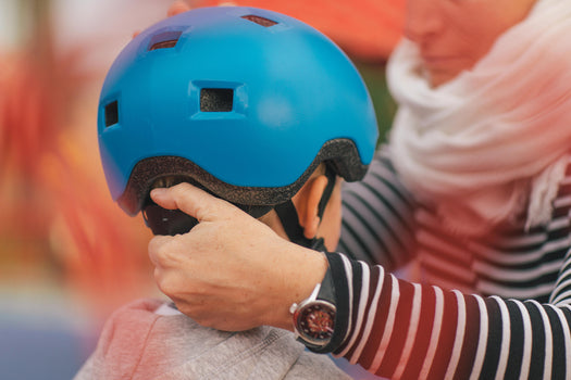B100 US Biking/Skating Helmet, pink Image 6 of 6