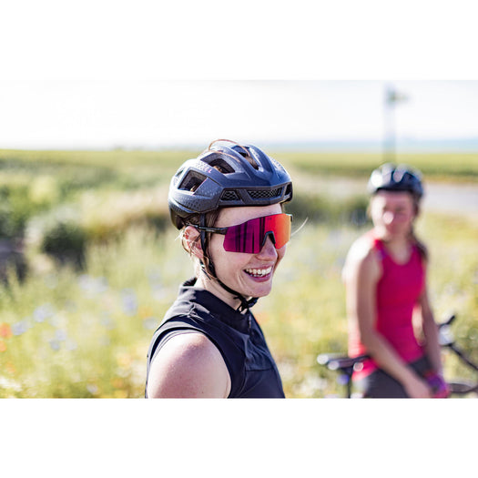 Van Rysel RoadR 920 Category 3 High-Definition Cycling Sunglasses, black Image 3 of 5