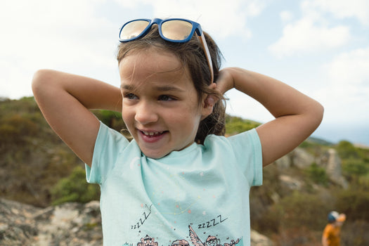 Kids Hiking Sunglasses Aged 4-8 - MH K140 - Category 3, deep indigo Image 1 of 2