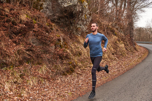 Kiprun Dry Running Tights Men's, black Image 1 of 5