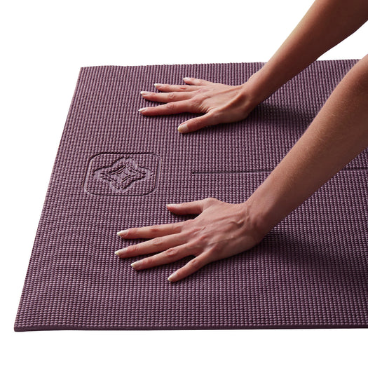 Extra Thick Yoga Mat with Carrying Strap 8 mm, blue Image 4 of 14