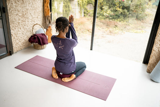 Extra Thick Yoga Mat with Carrying Strap 8 mm, blue Image 10 of 14