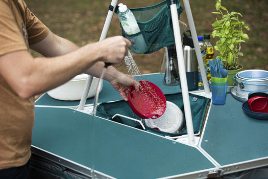Quechua Pressure Solar Camping Shower 10 L, unspecified Image 2 of 5