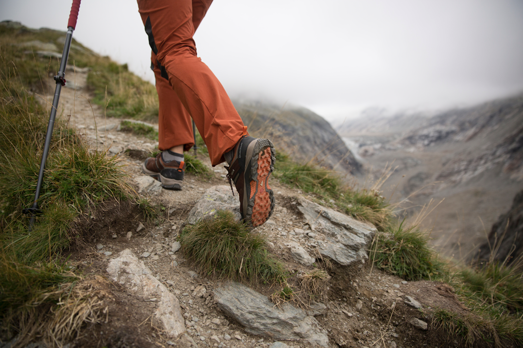 How to Select the Right Hiking Shoes
