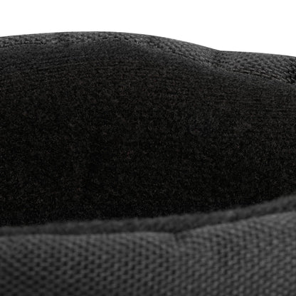 {*carbon-gray-8344304*}