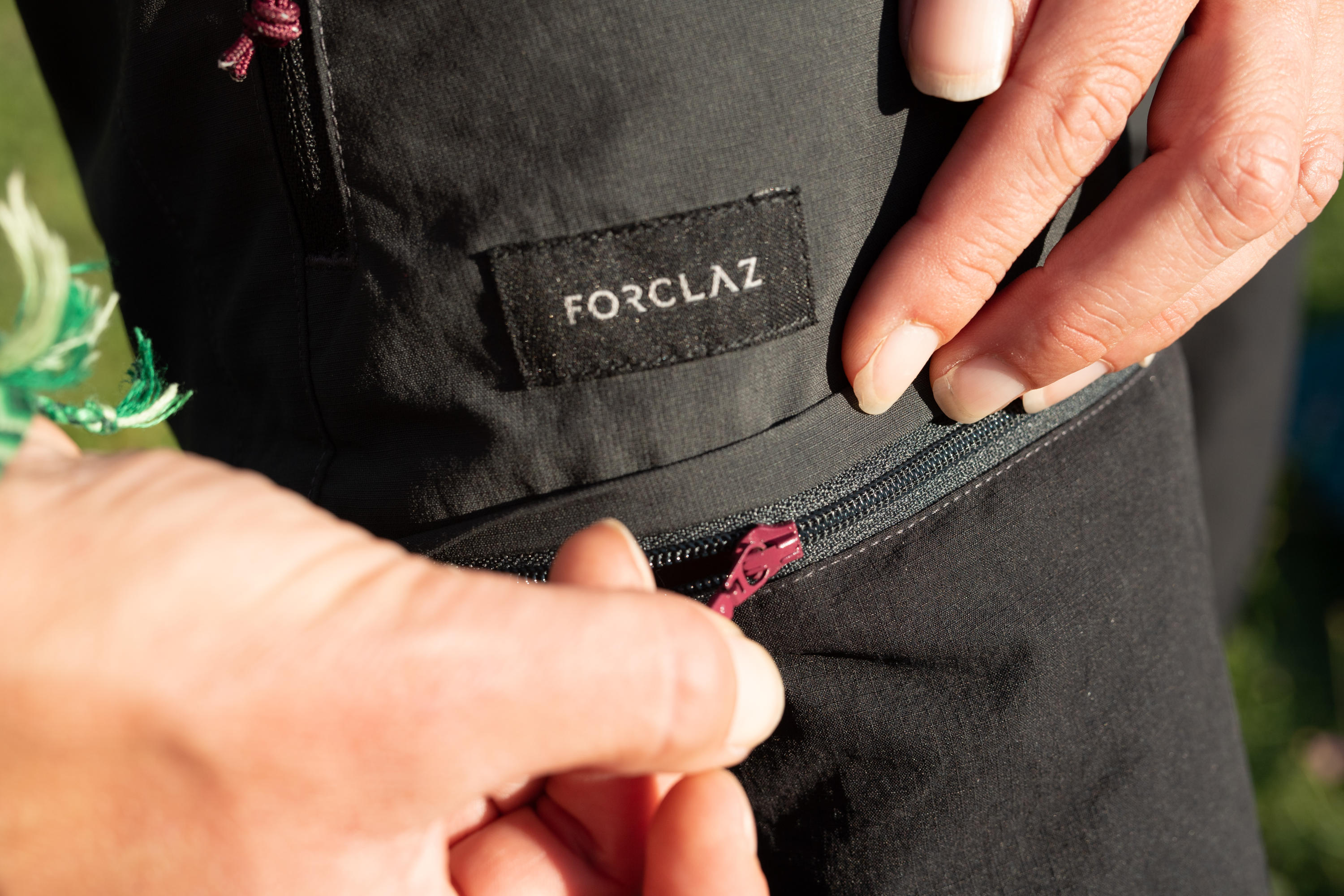 {*[[contextphoto]]*}