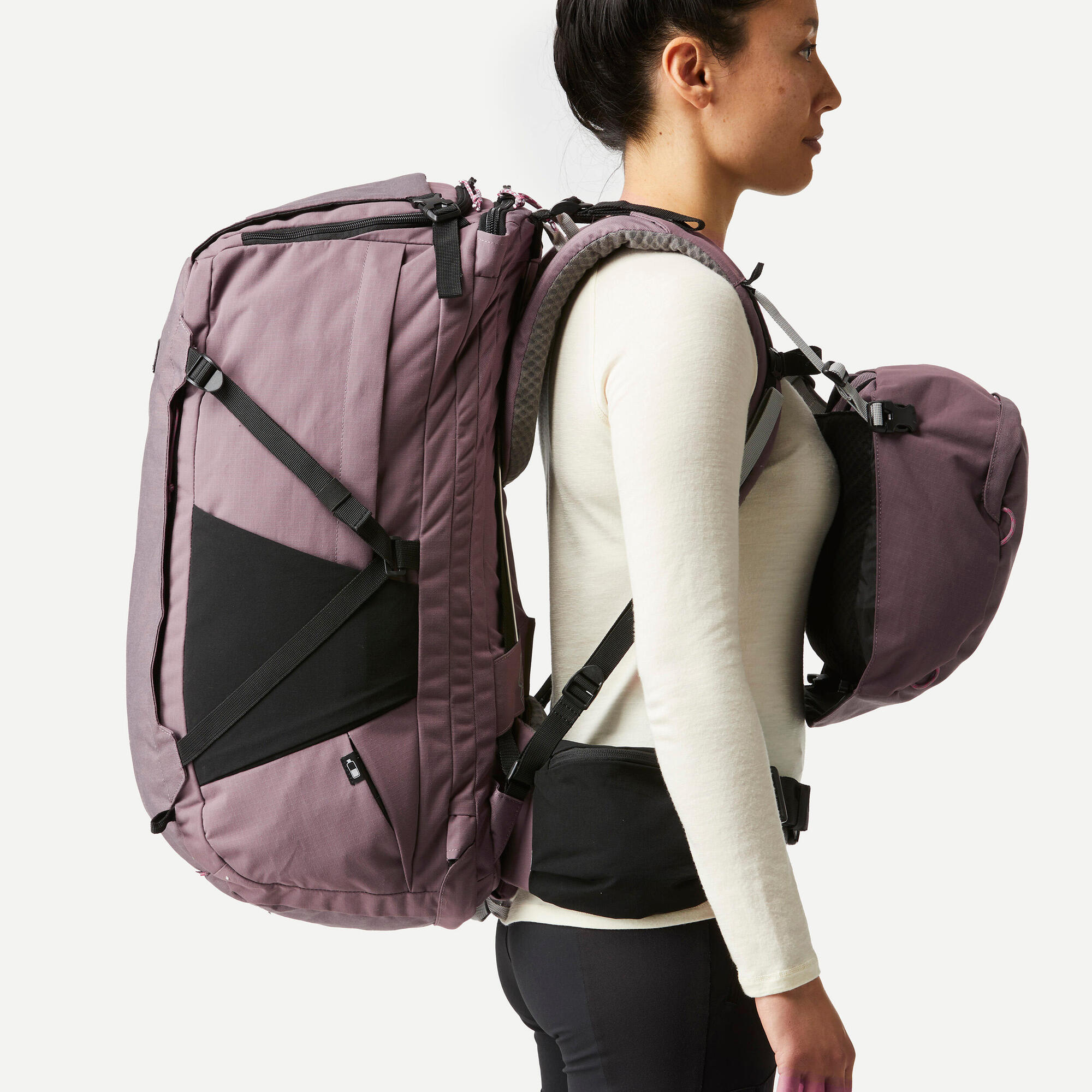 Forclaz Women's Travel 900 60 + 6 L Backpacking Pack