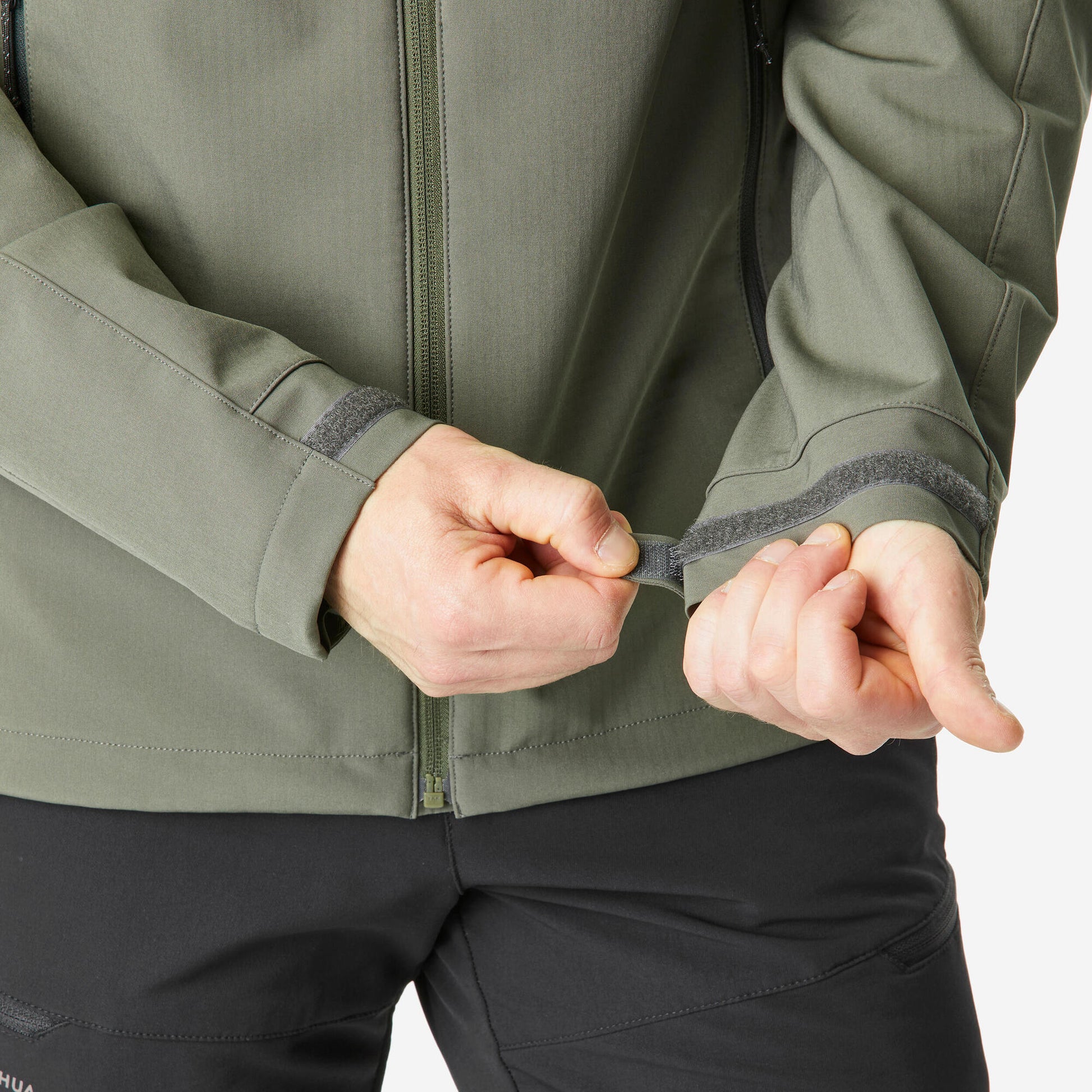 {*bronze-khaki-green-8580220*}