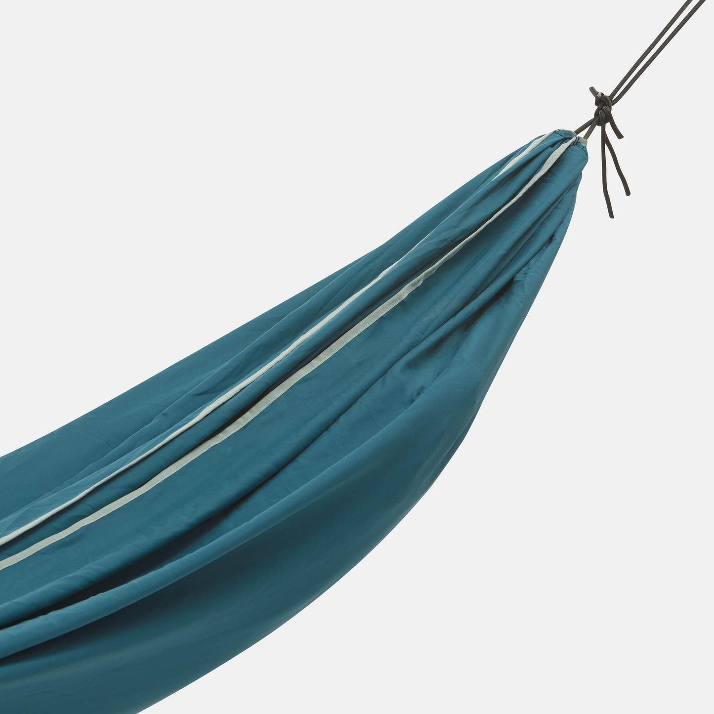 {*dark-petrol-blue-8601388*}