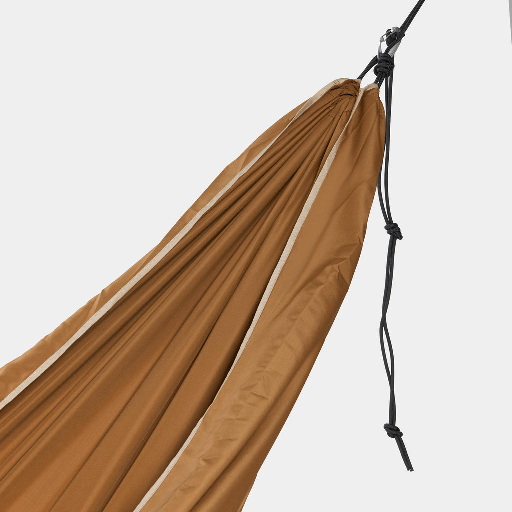{*dark-cinnamon-8601390*}
