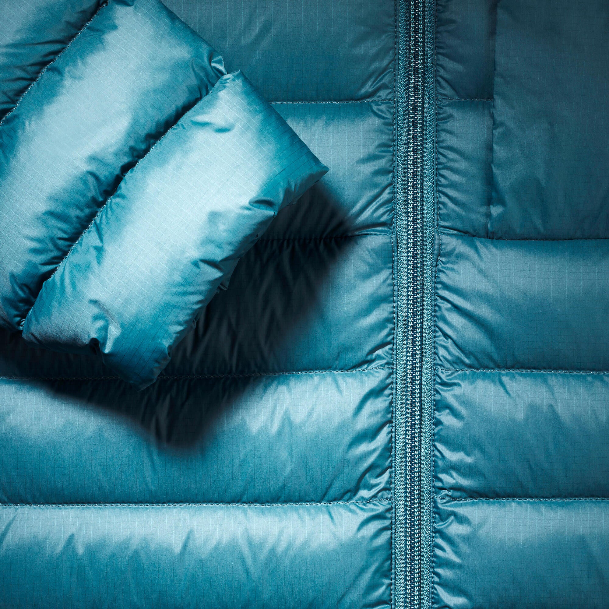 {*dark-petrol-blue-8619766*}