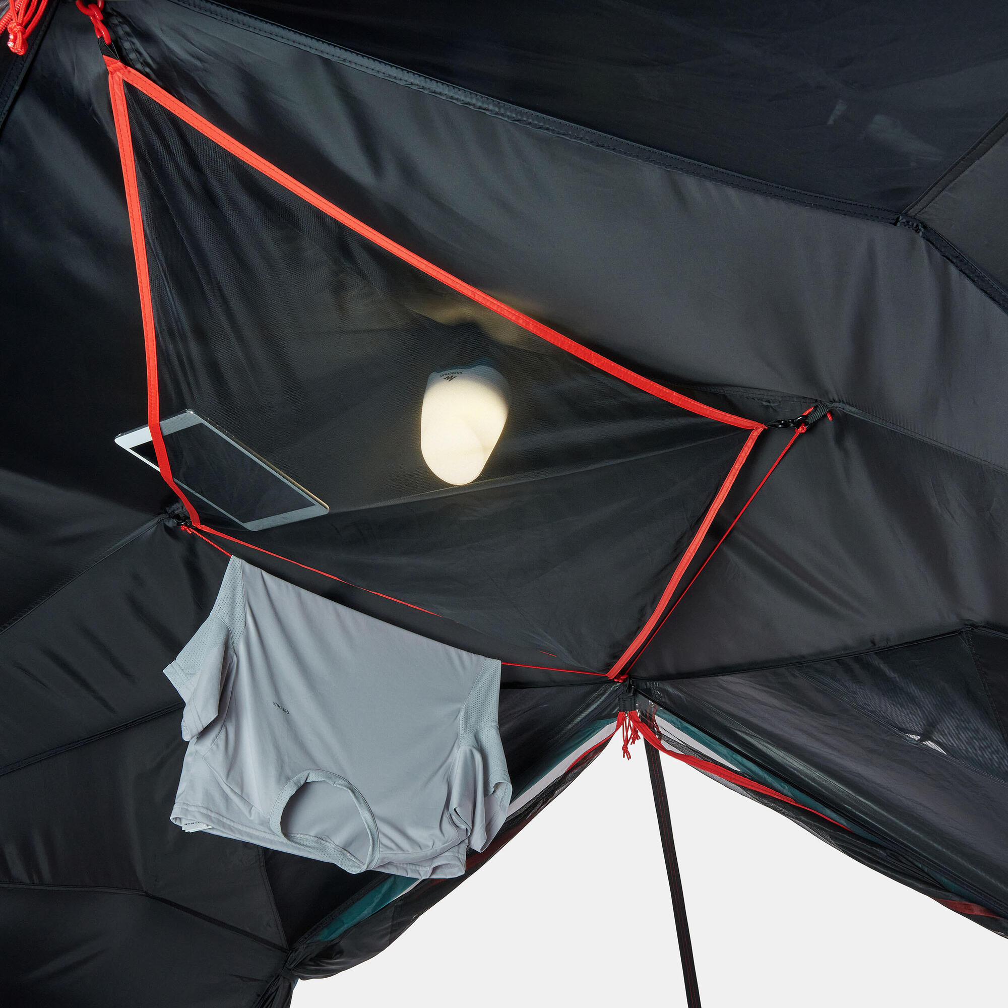 Quechua 2 Second Easy Fresh & Black Waterproof Pop Up Camping Tent