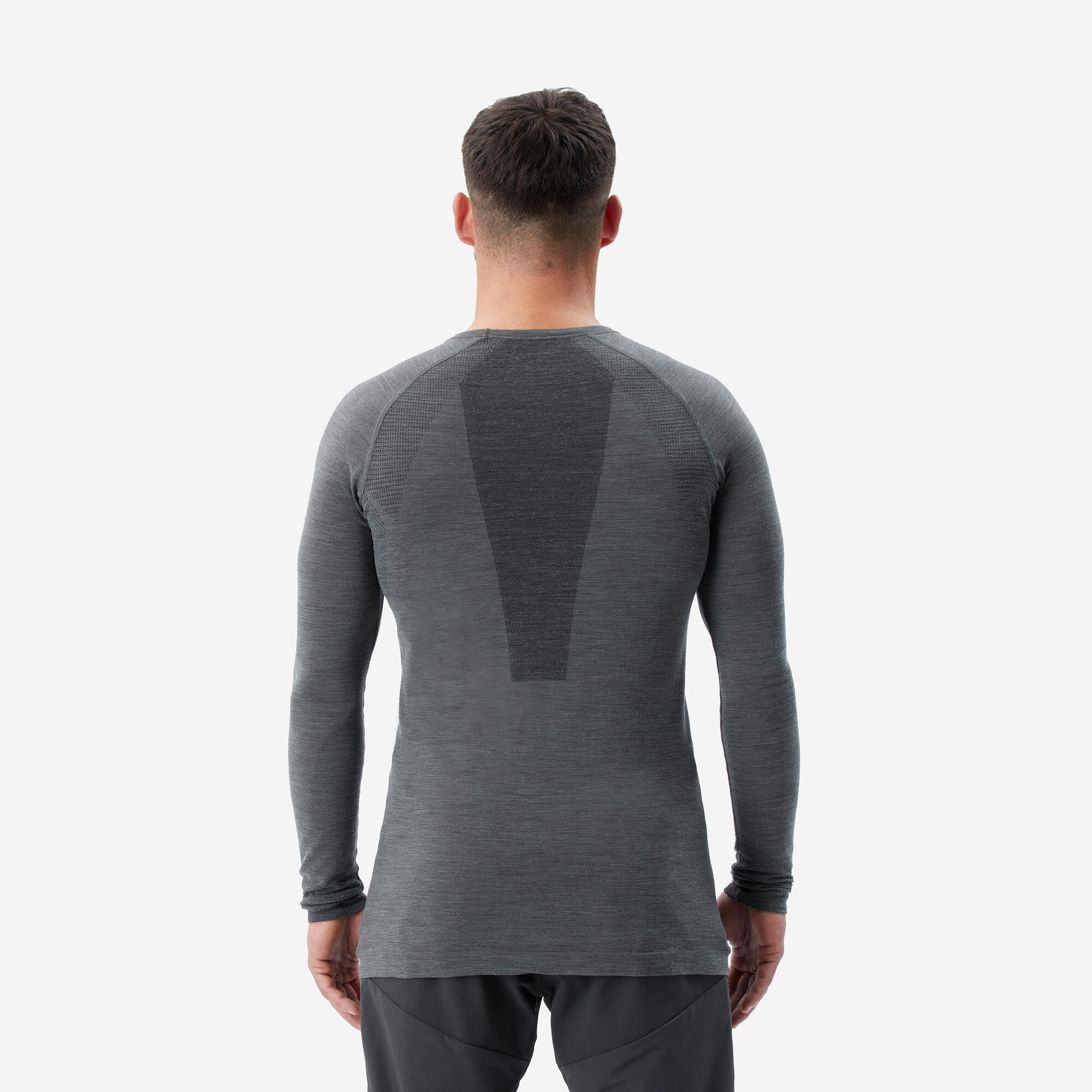 {*carbon-gray-8644279*}