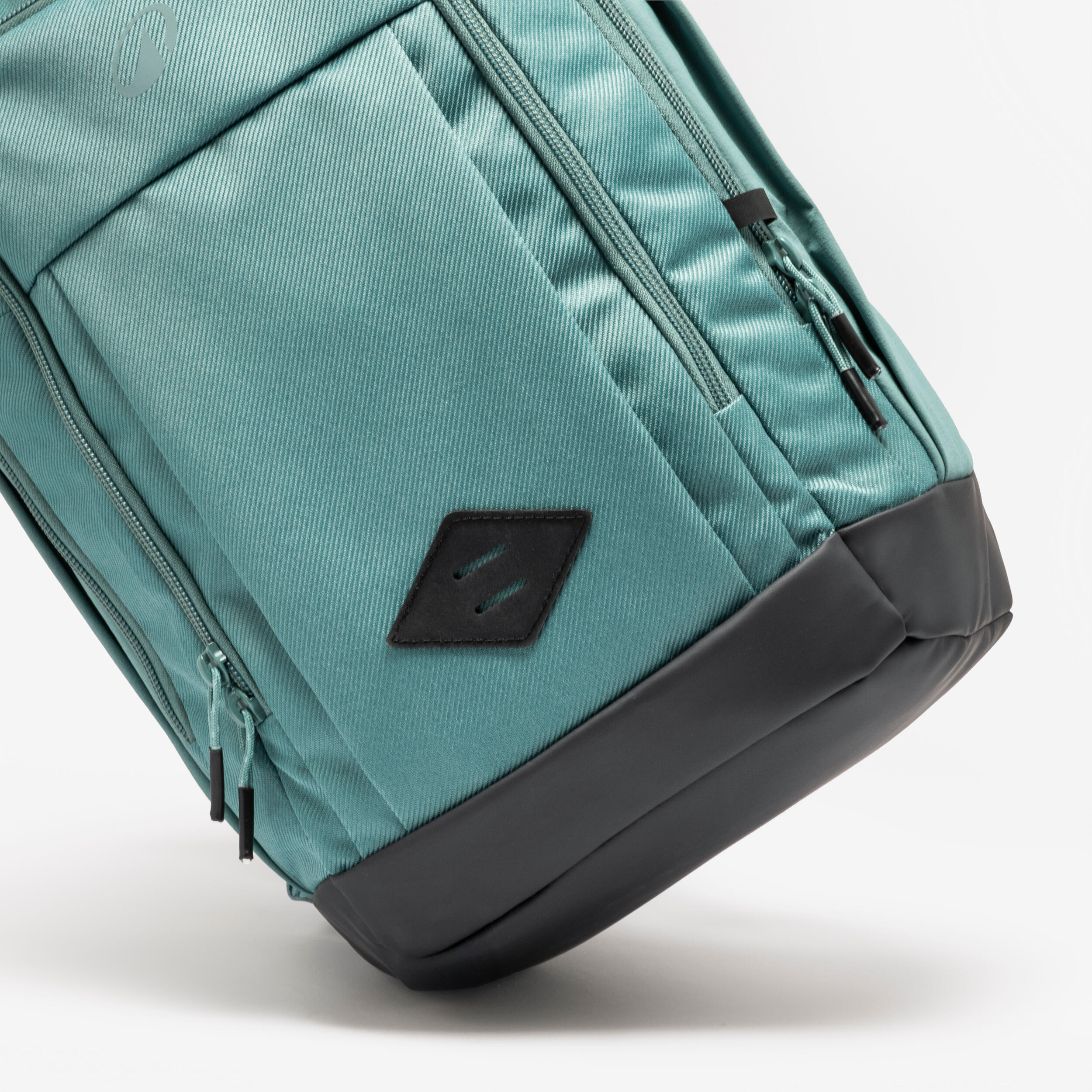 Multi-pocket hiking backpack 16 L, Escape 500 - Green