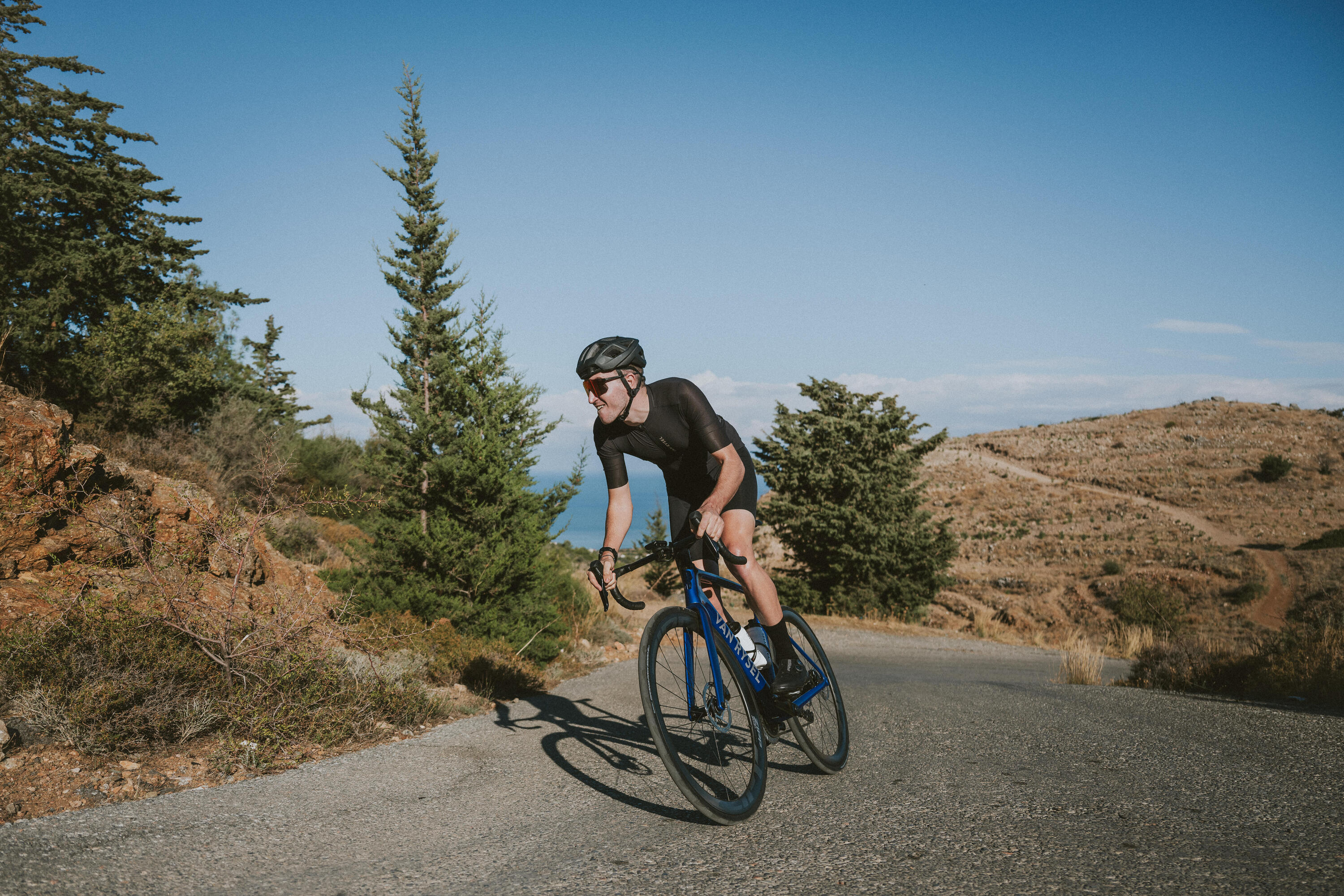 {*[[contextphoto]]*}