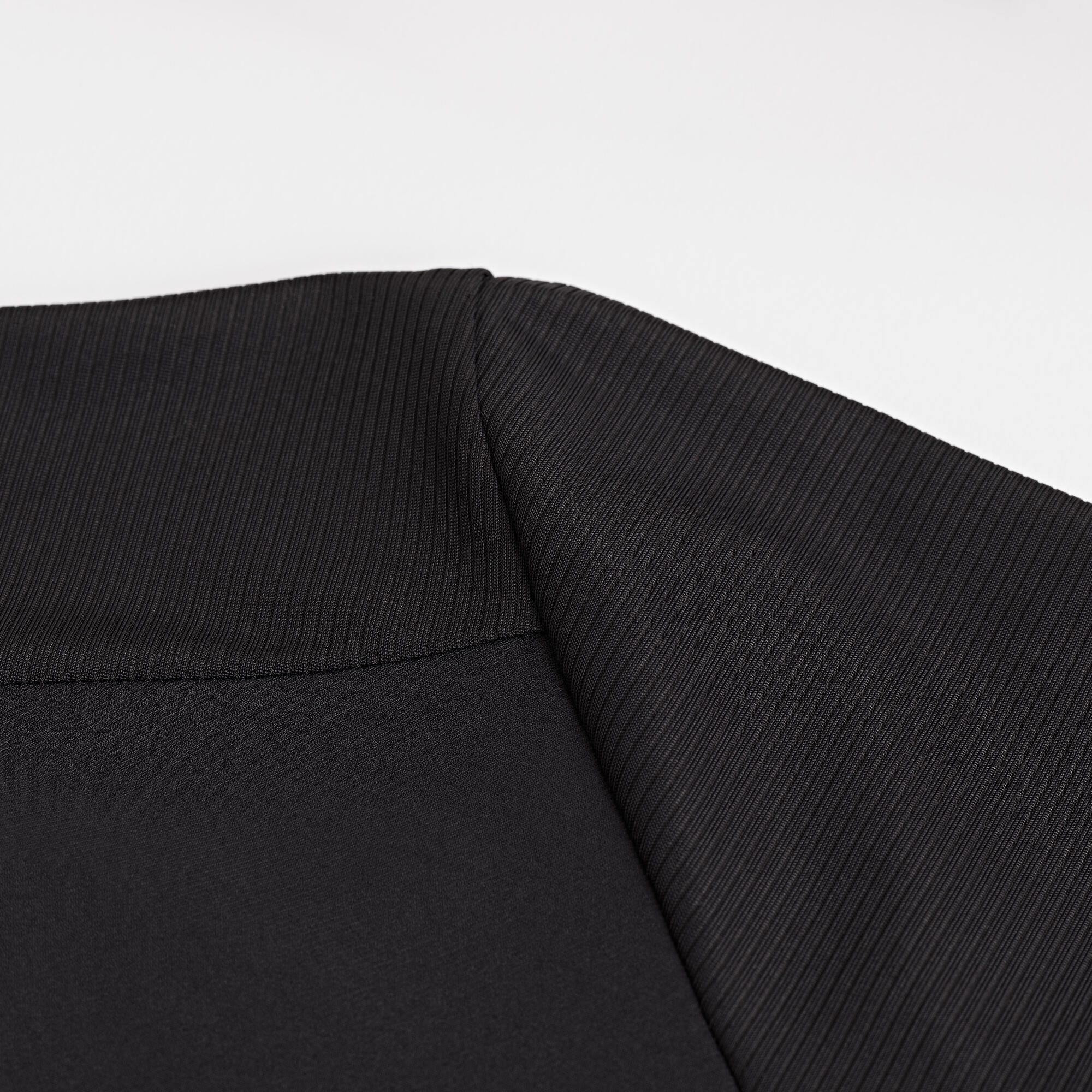 {*smoked-black-8733012*}