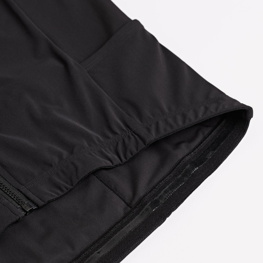 {*smoked-black-8733012*}