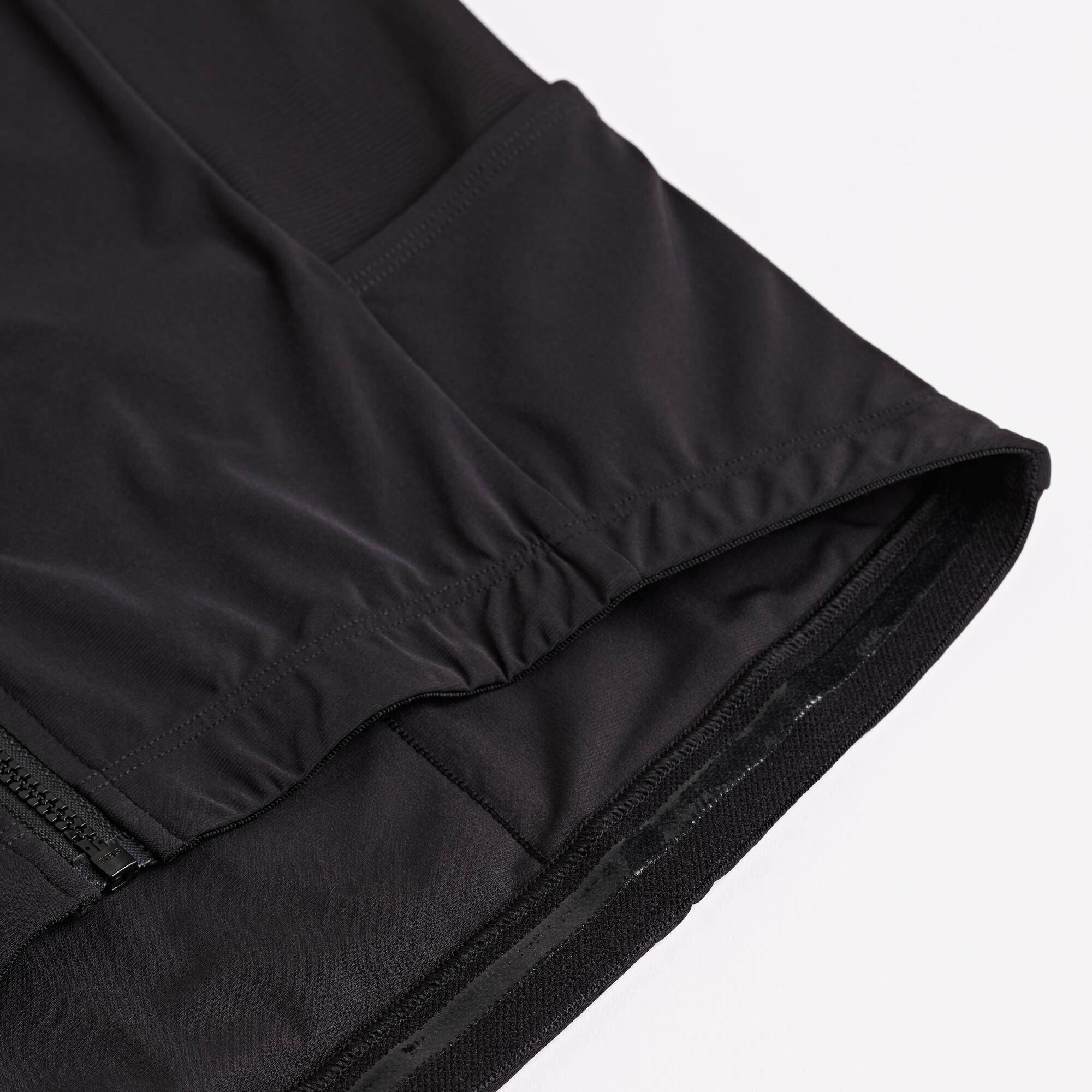 {*smoked-black-8733012*}