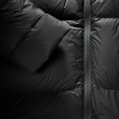 {*carbon-gray-8736240*}