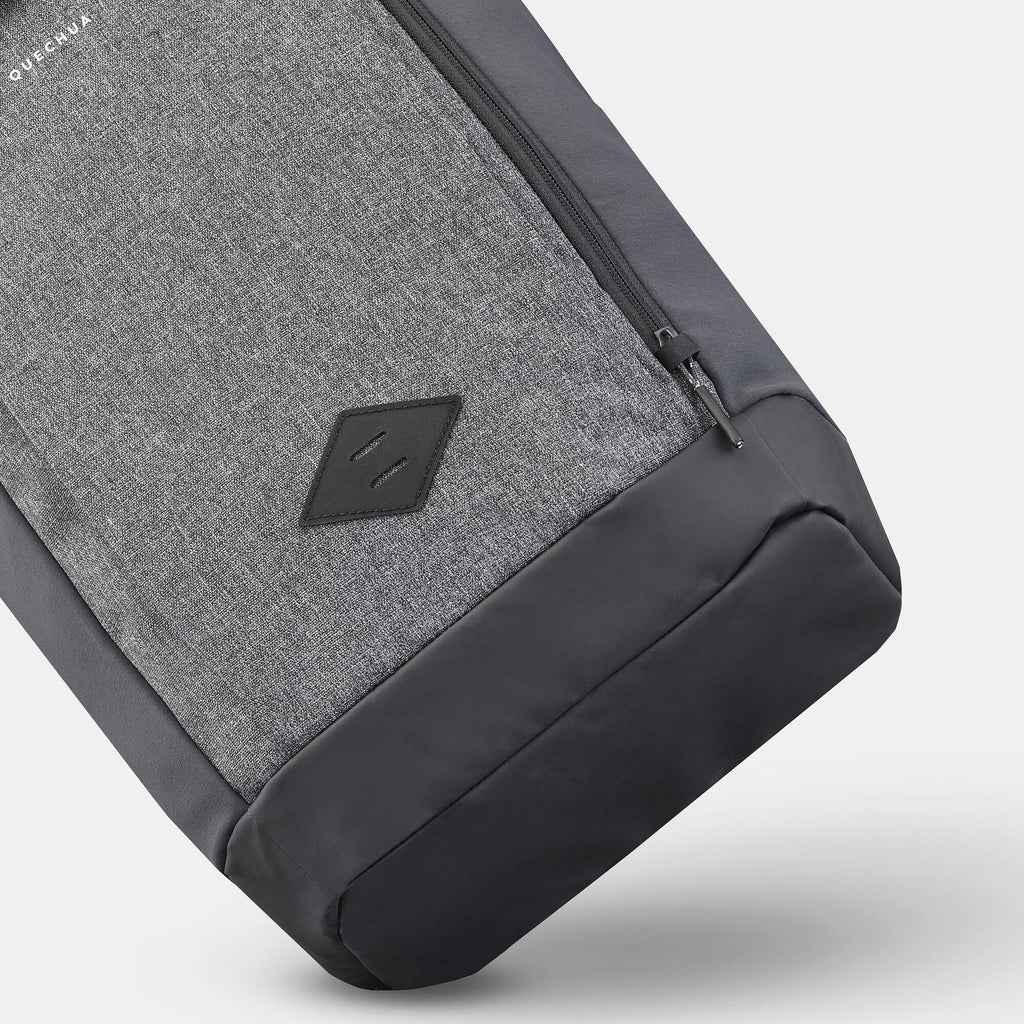 {*carbon-gray-8736456*}