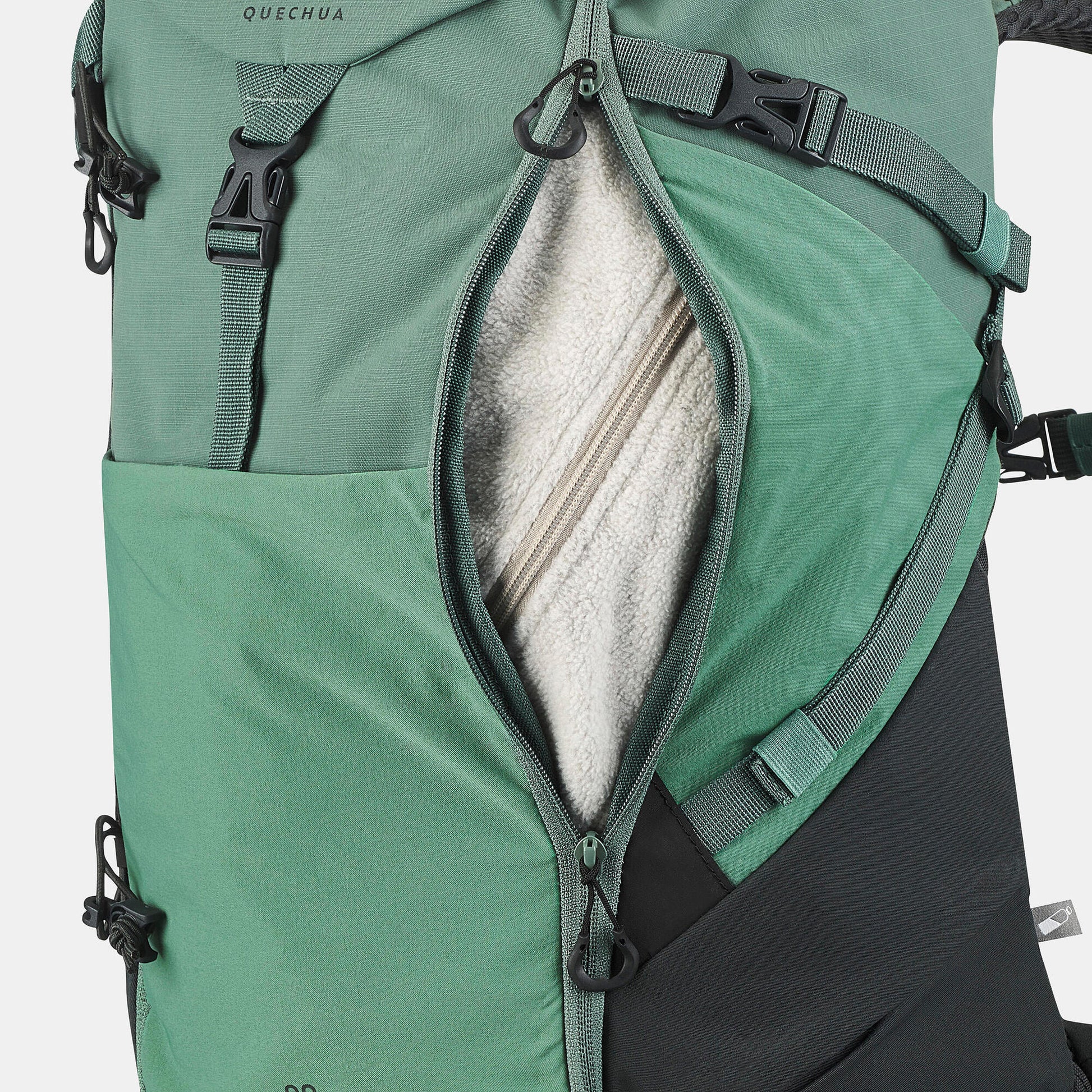 {*laurel-green-8786738*}