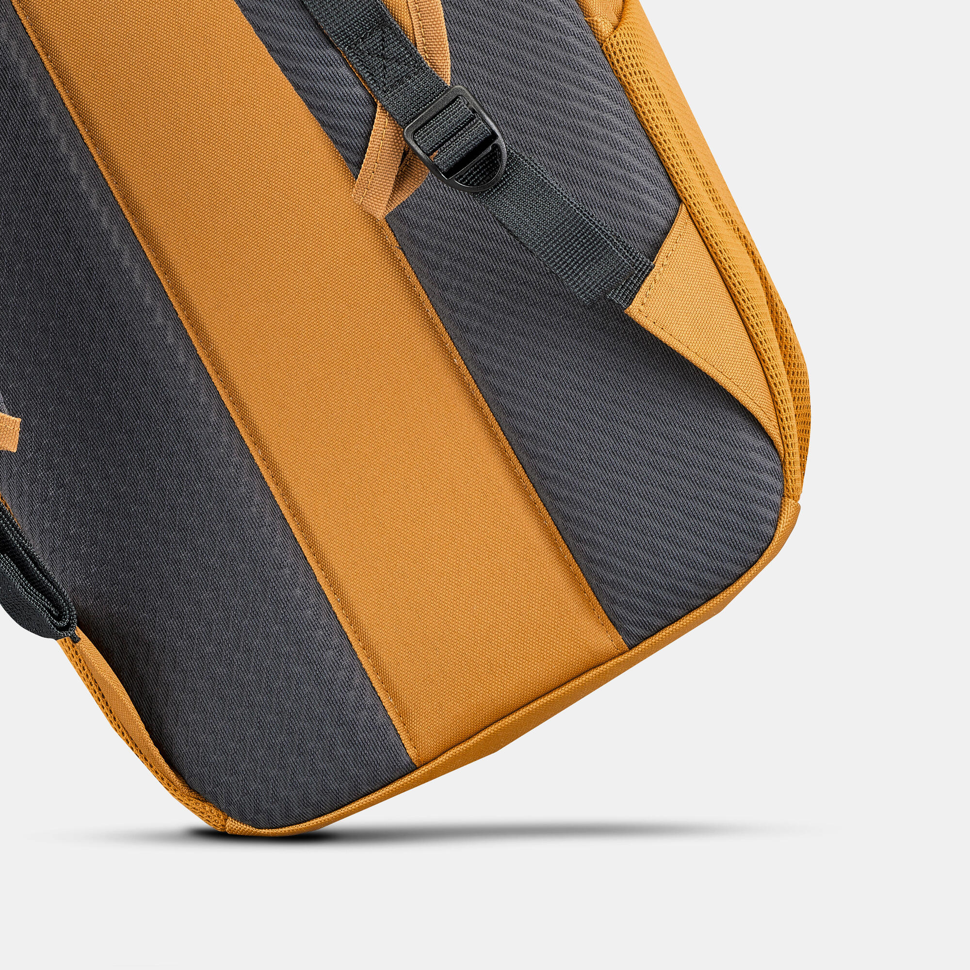 {*golden-brown-8789426*}