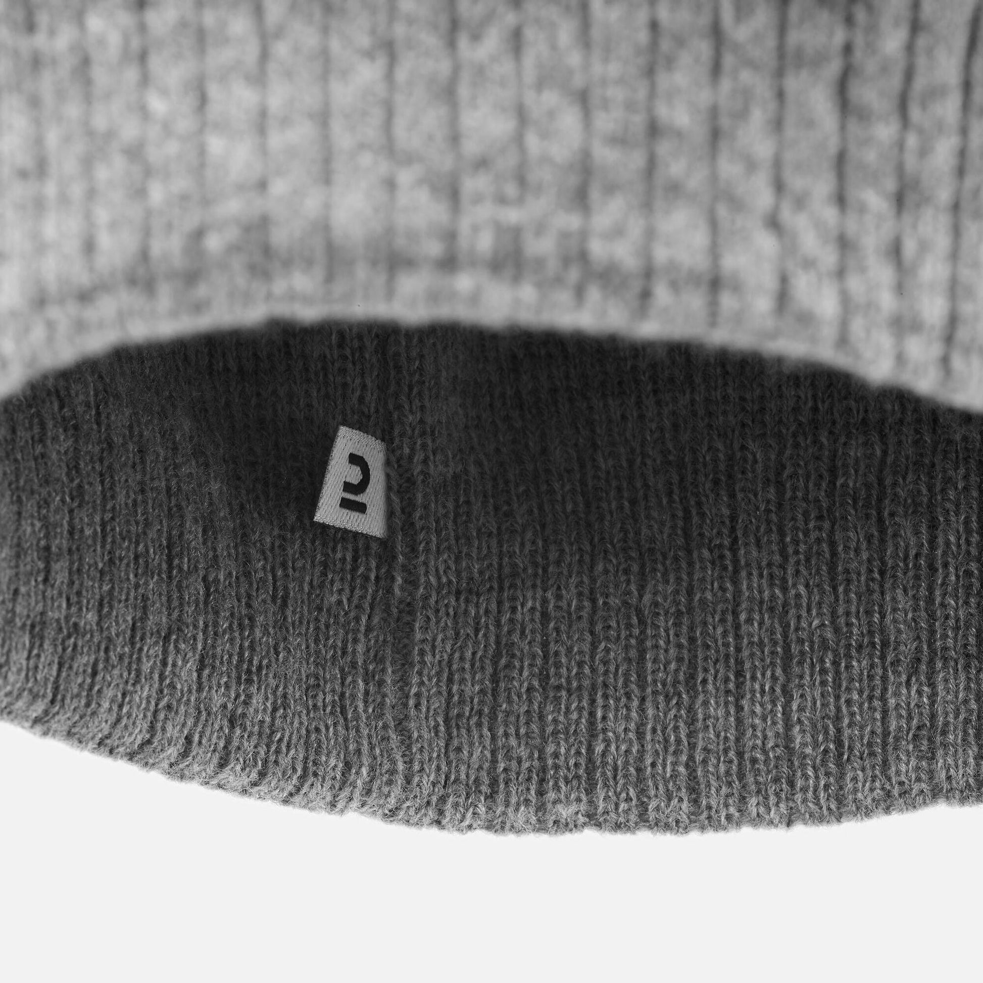 {*zinc-gray-8800670*}