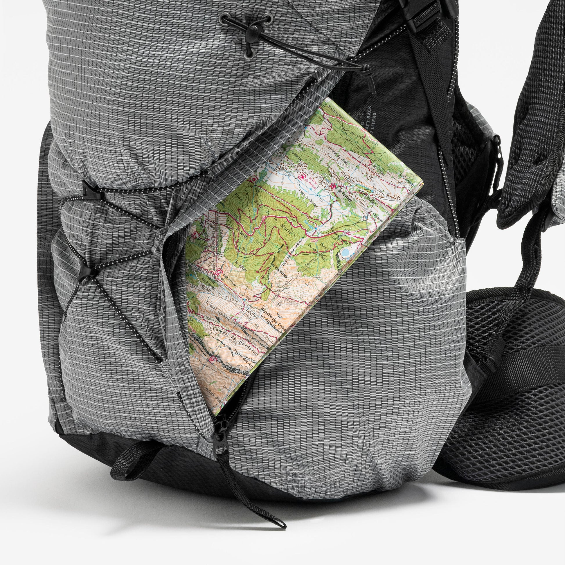 Quechua MH500 22 L Lightweight Hiking Backpack