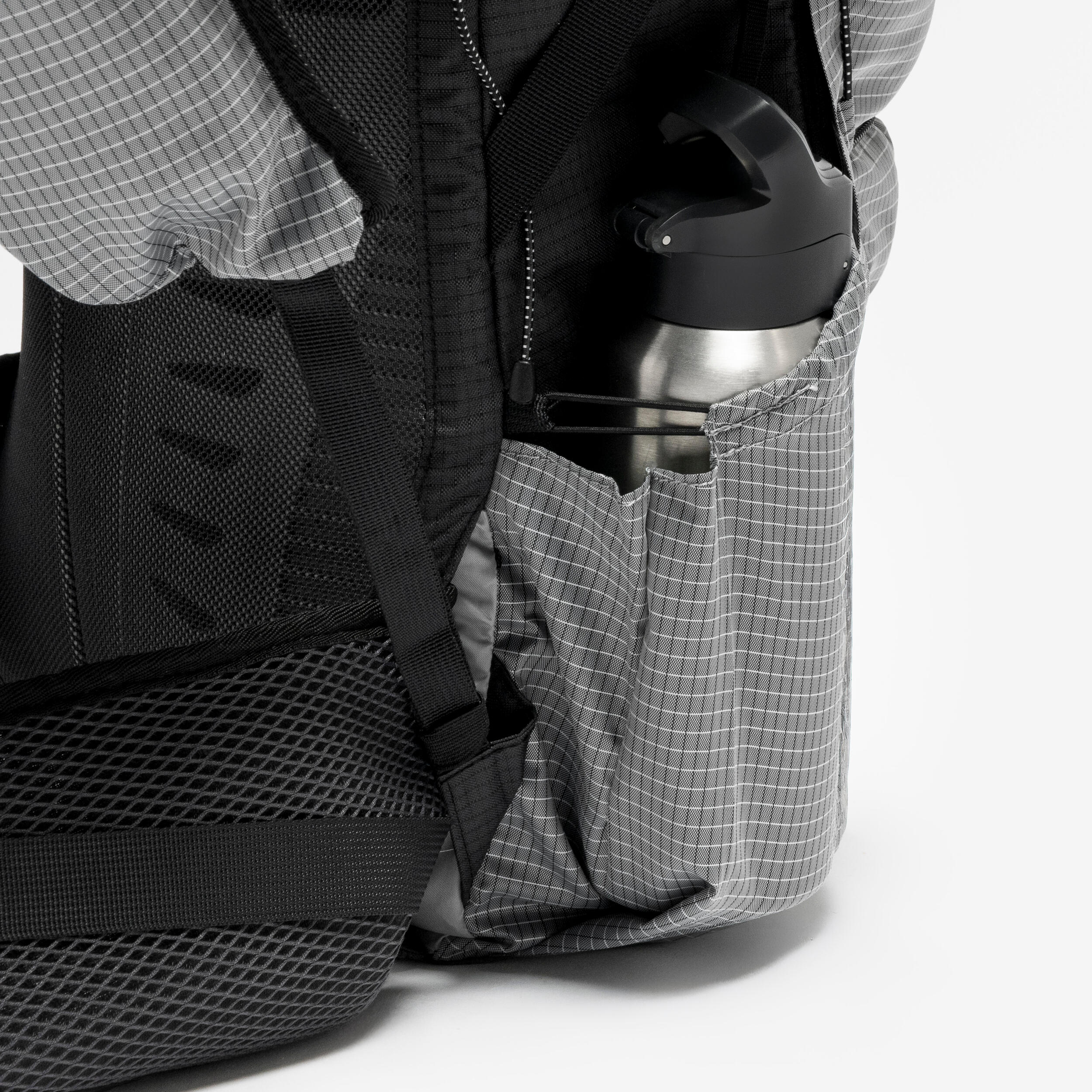 Quechua MH500 22 L Lightweight Hiking Backpack
