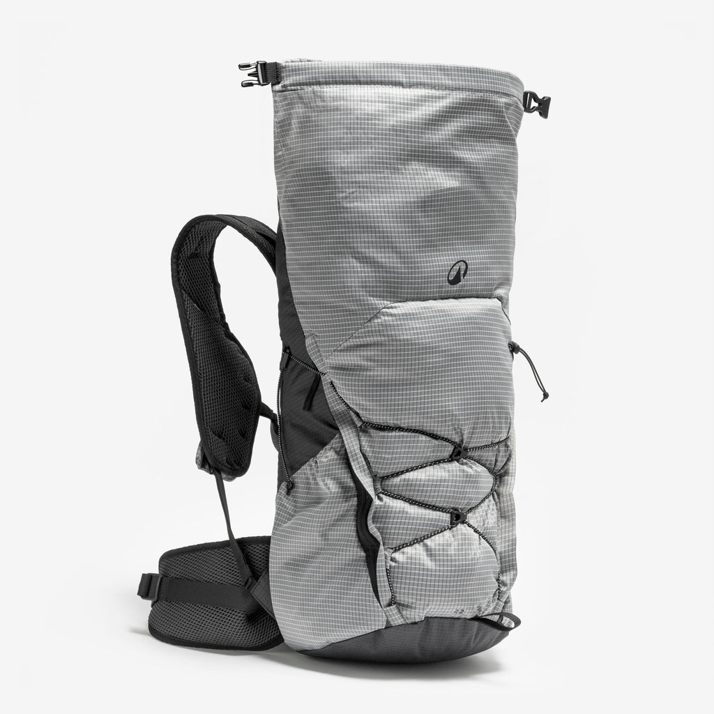 Quechua MH500 22 L Lightweight Hiking Backpack