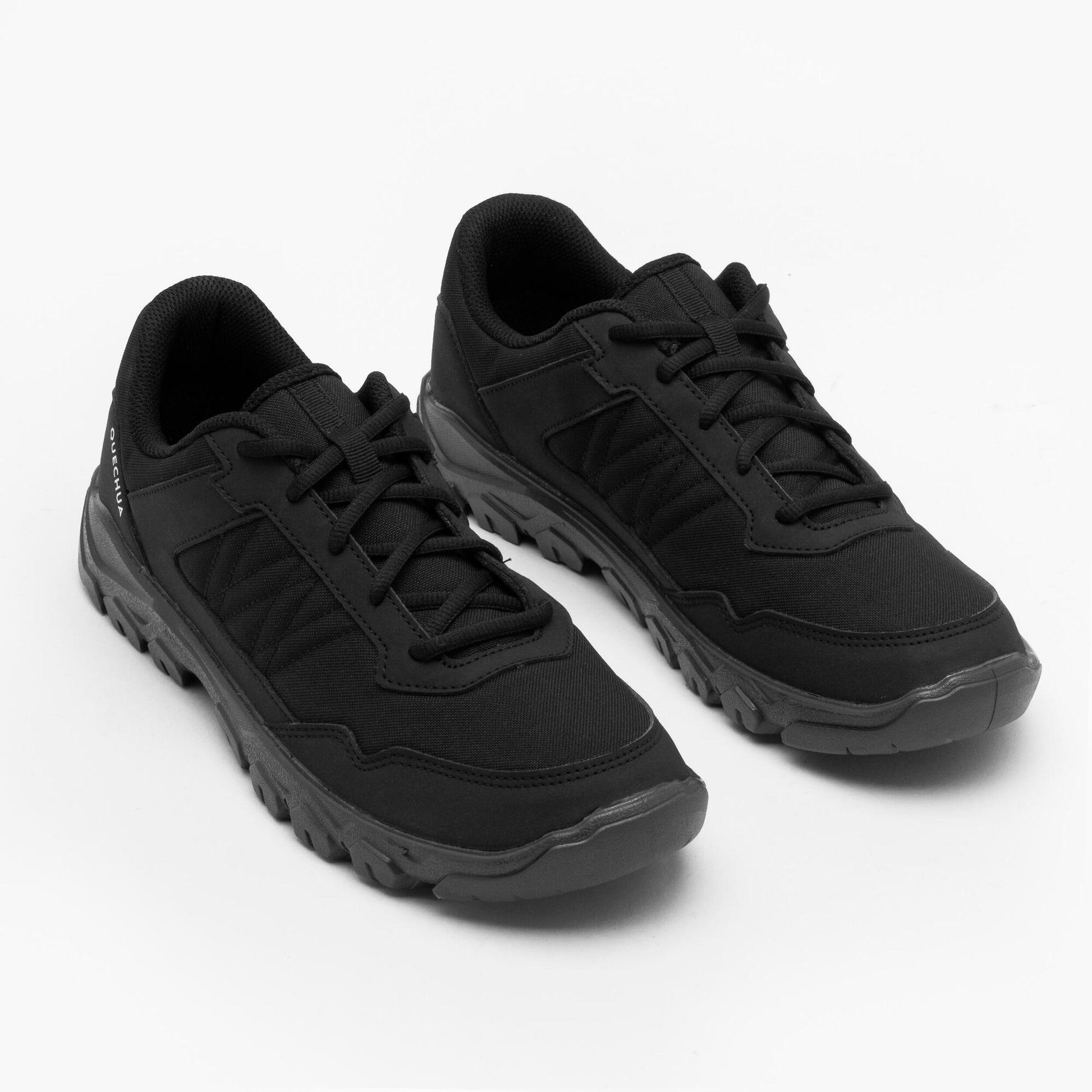 {*black-8844095*}