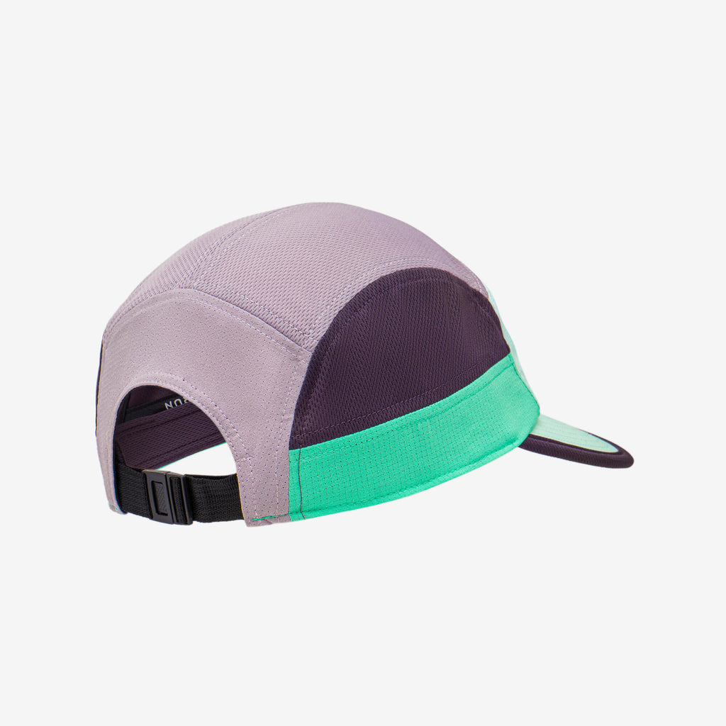 {*pale-mint-8852482*}
