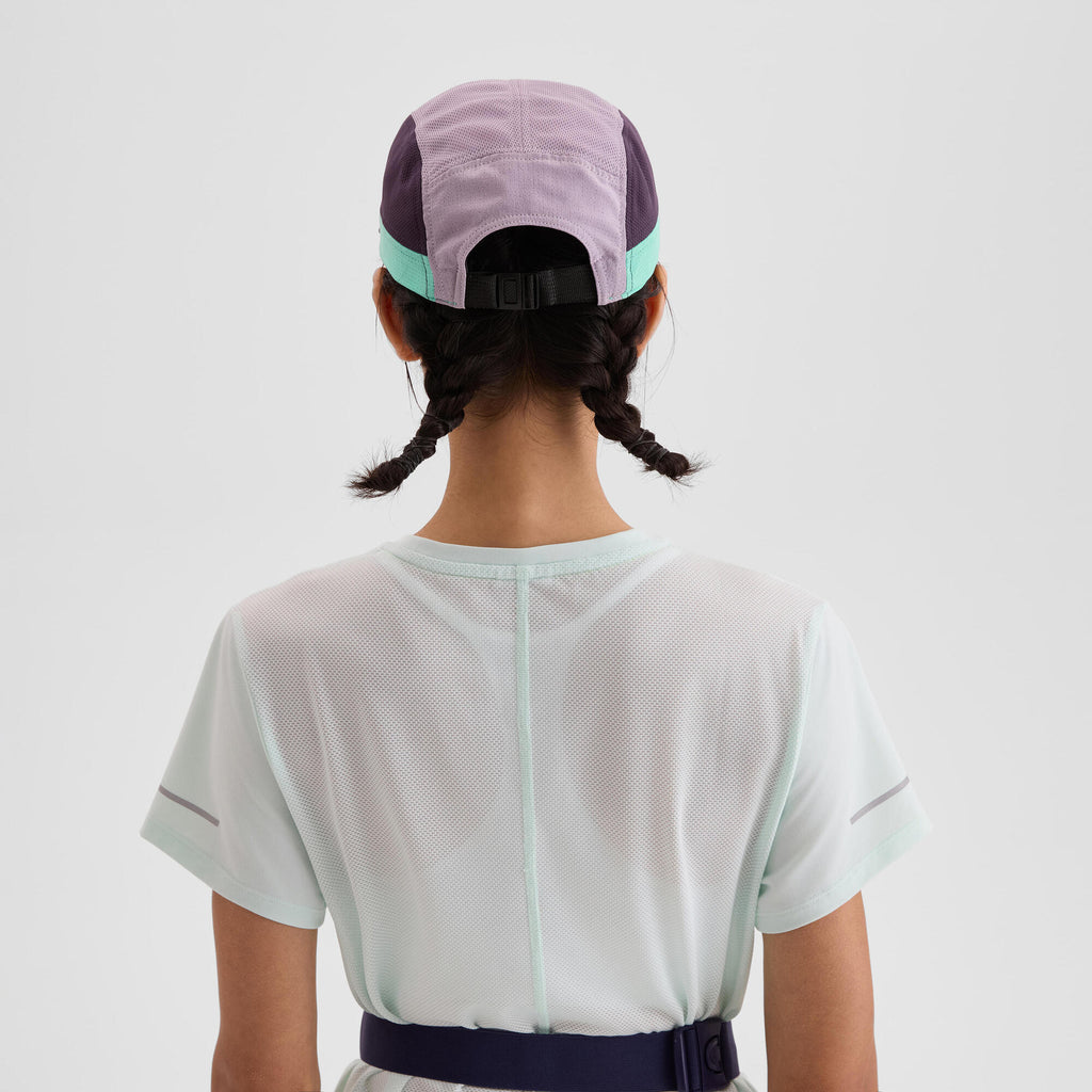 {*pale-mint-8852482*}