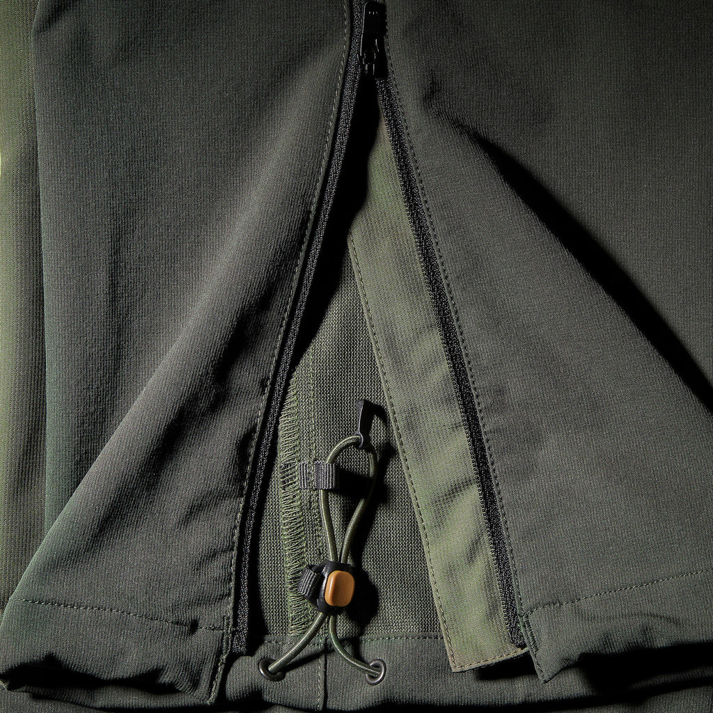 {*bronze-khaki-green-8853743*}