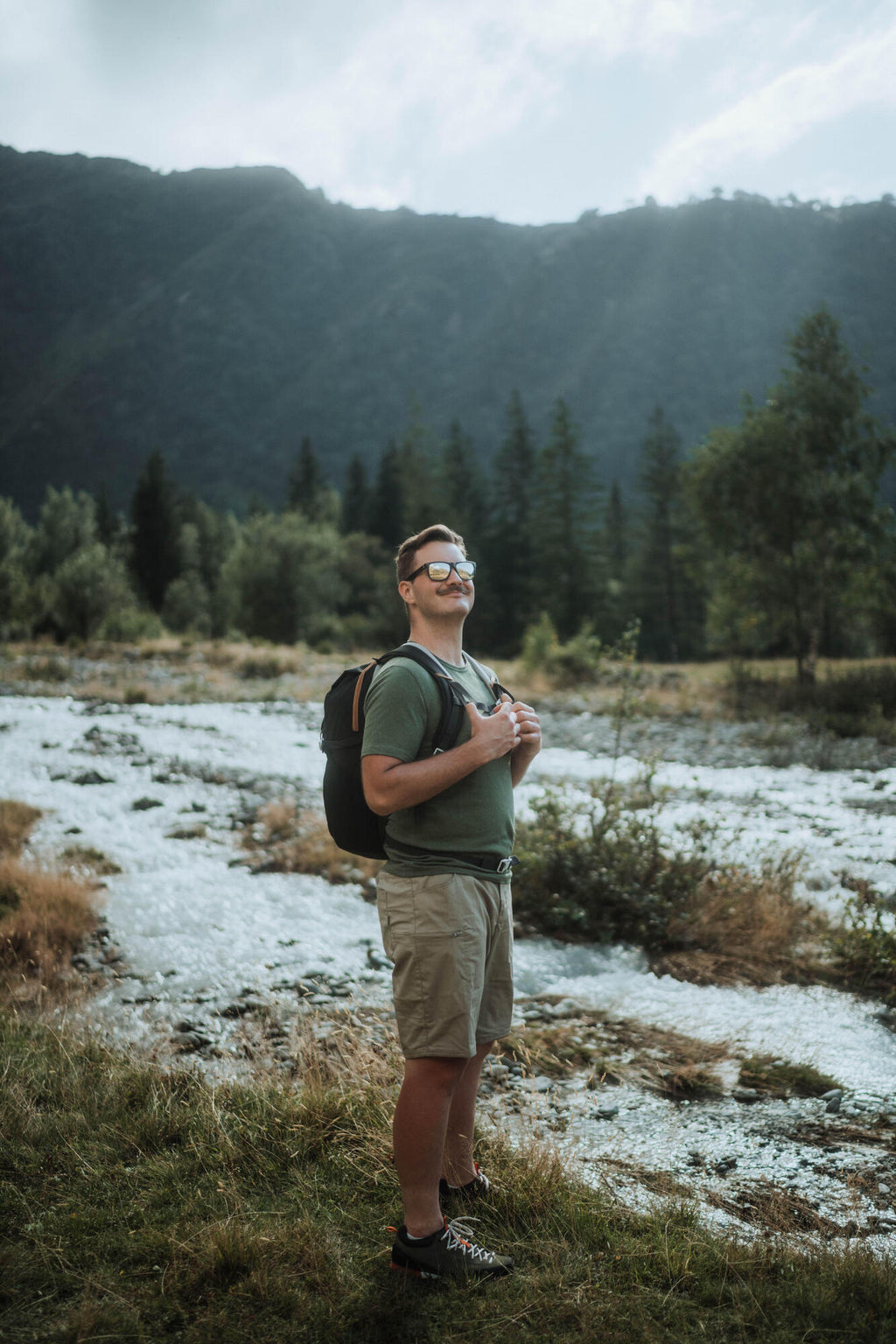 {*[[contextphoto]]*}