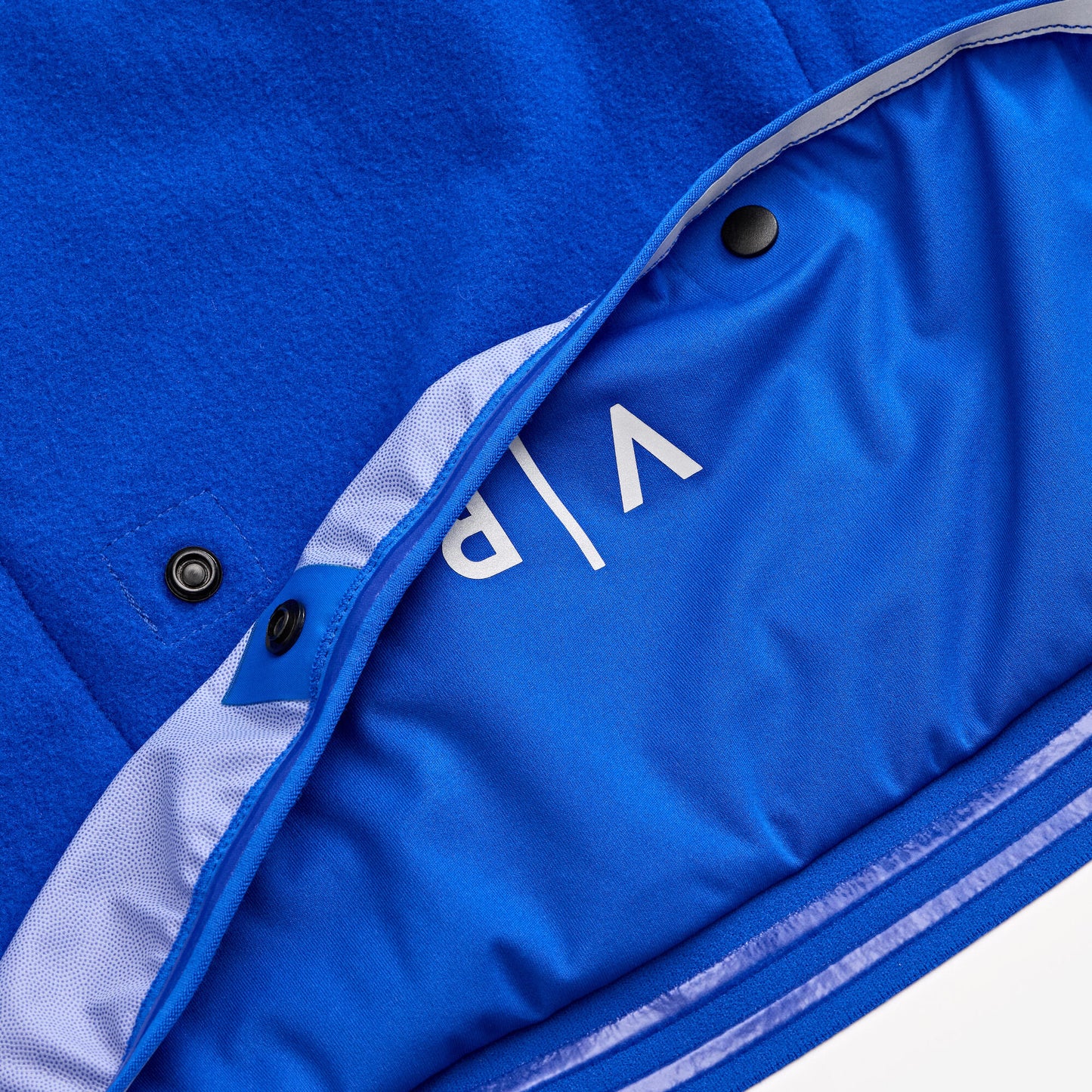 {*bright-indigo-8883134*}