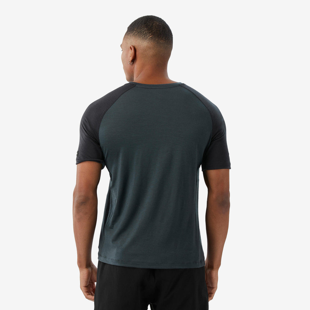 {*graphite-grey-8902053*}