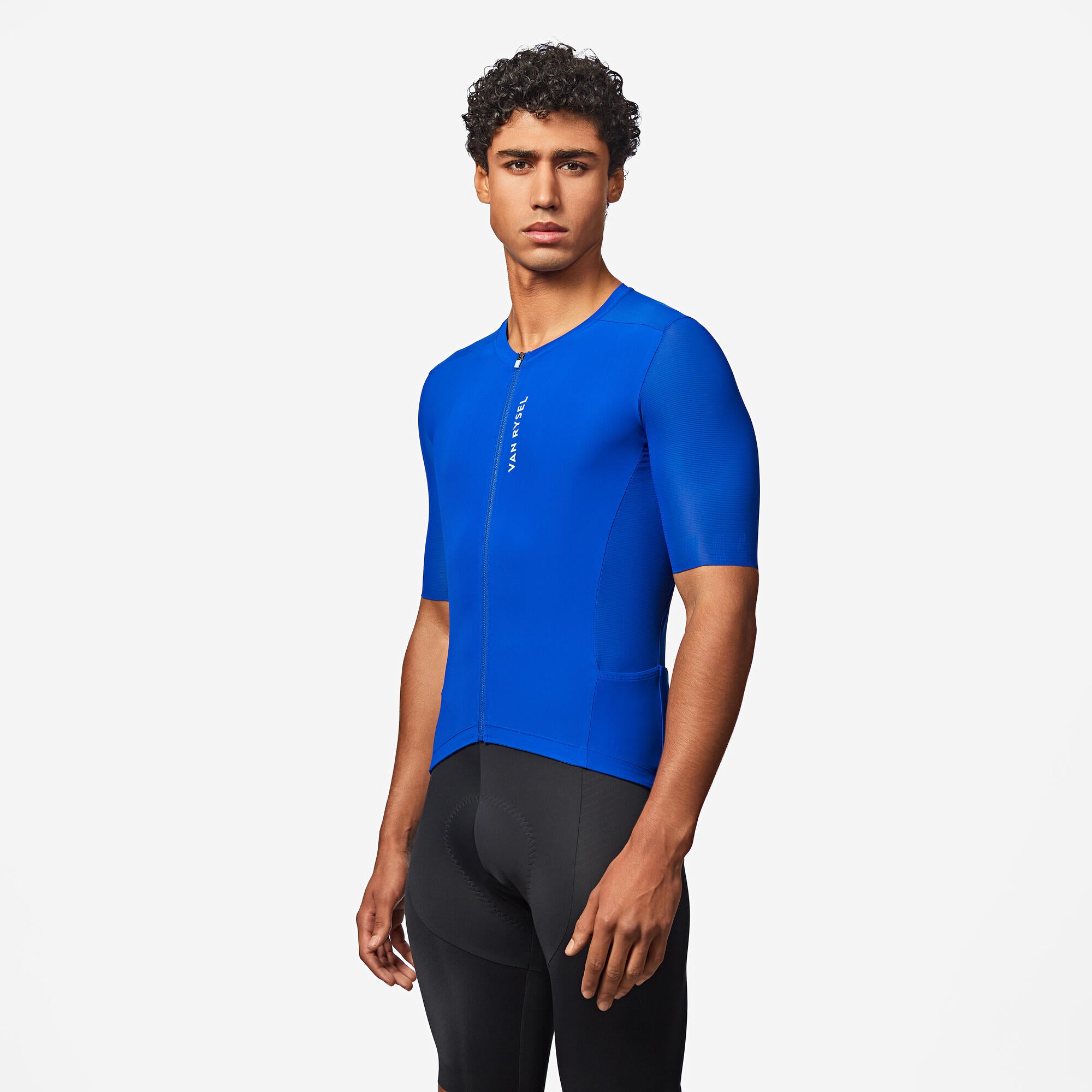 {*bright-indigo-8914441*}