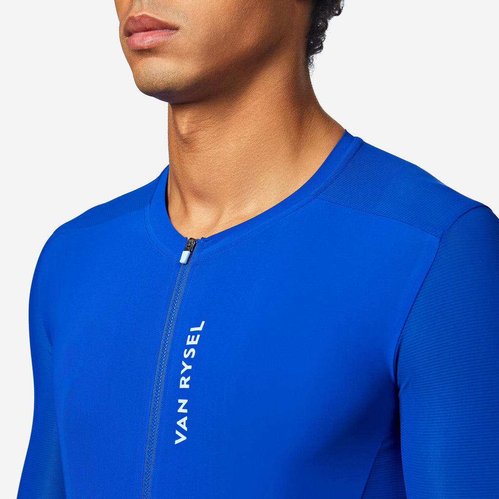 {*bright-indigo-8914441*}