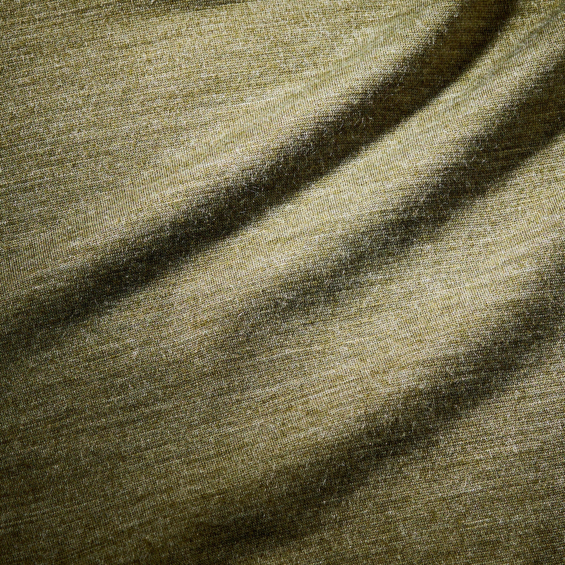 {*golden-olive-green-8919630*}