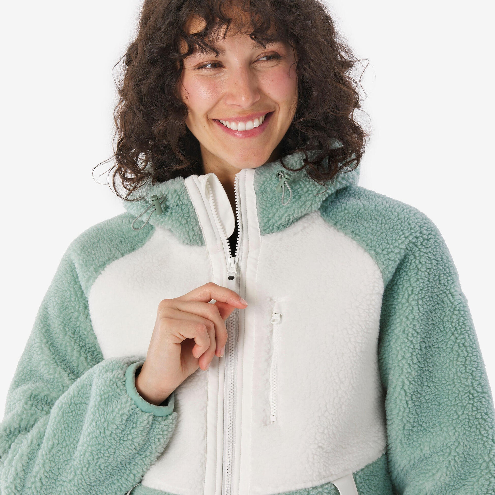 {*verdigris-8928723*}