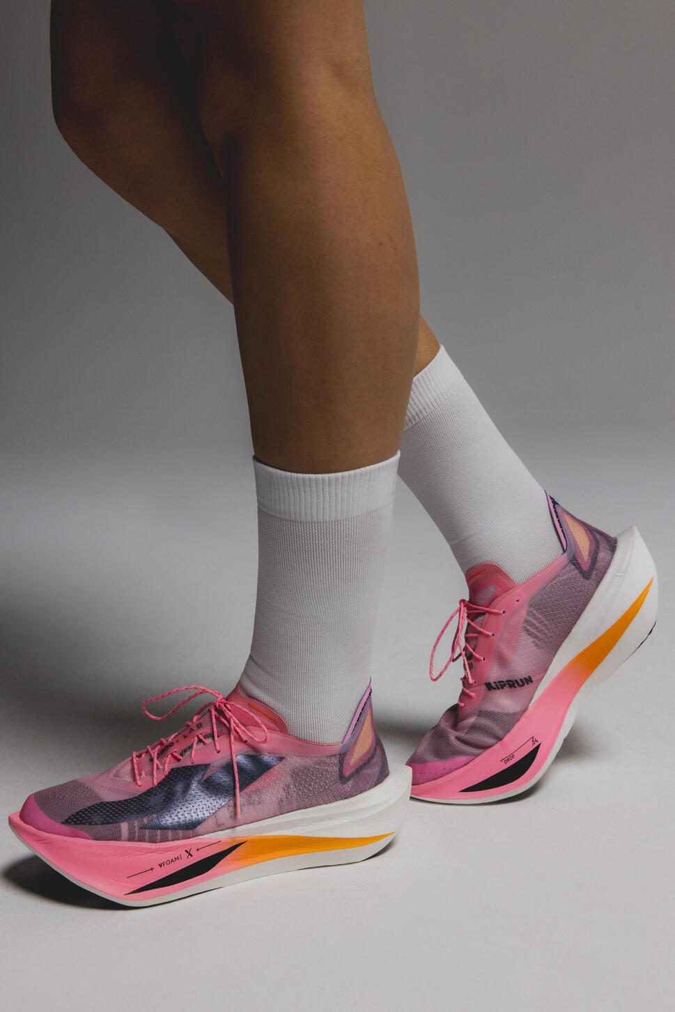 Kiprun Kipstorm Lab Men's Carbon Plate Running Shoes